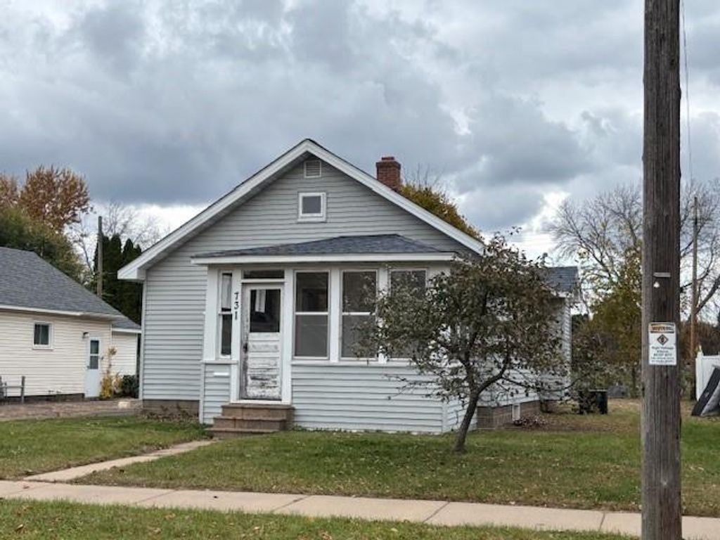 Photo of 731 Churchill STREET, Eau Claire, WI 54703 (MLS # 1596859)
