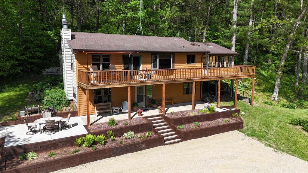 Photo of 5351 Dyreson ROAD, Dodgeville, WI 53533 (MLS # 2023905)