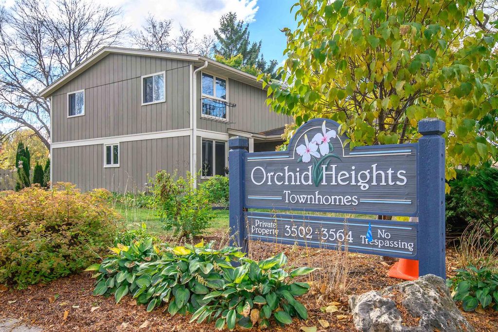 Photo of 3512 Valley Ridge ROAD, Middleton, WI 53562 (MLS # 2020102)