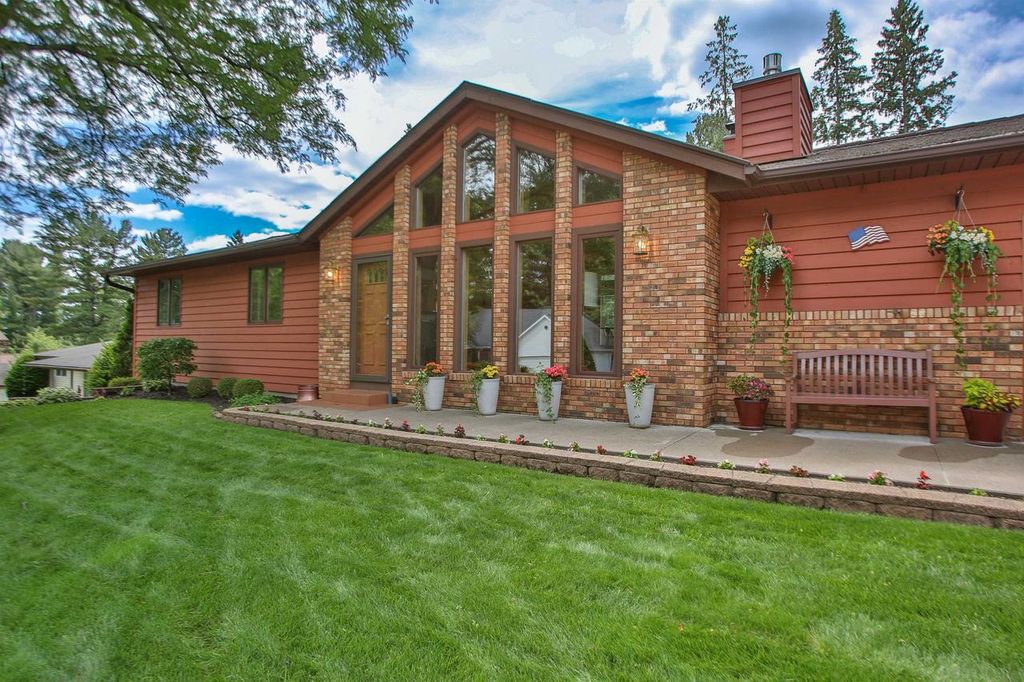 Photo of 3011 Glendale AVENUE, Wausau, WI 54401 (MLS # 22602750)