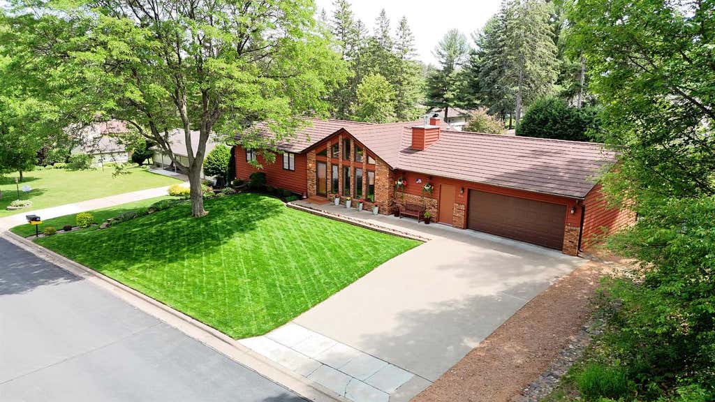 Photo of 3011 Glendale AVENUE, Wausau, WI 54401 (MLS # 22602750)
