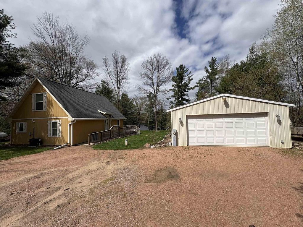 Photo of W11030 Riverside ROAD, Marion, WI 54950 (MLS # 50324891)