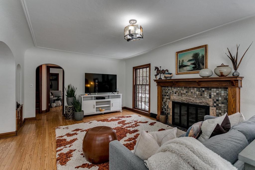 Photo of 803 W Prospect AVENUE, Appleton, WI 54914 (MLS # 50322475)