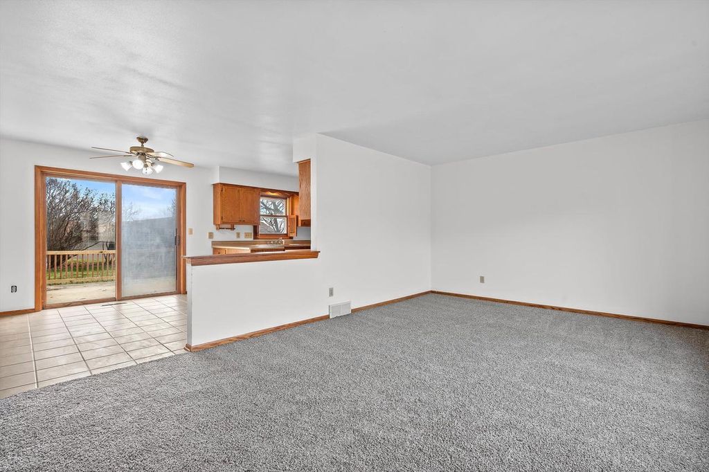 Photo of 2127 Bonnie LANE, Waukesha, WI 53188 (MLS # 1943531)