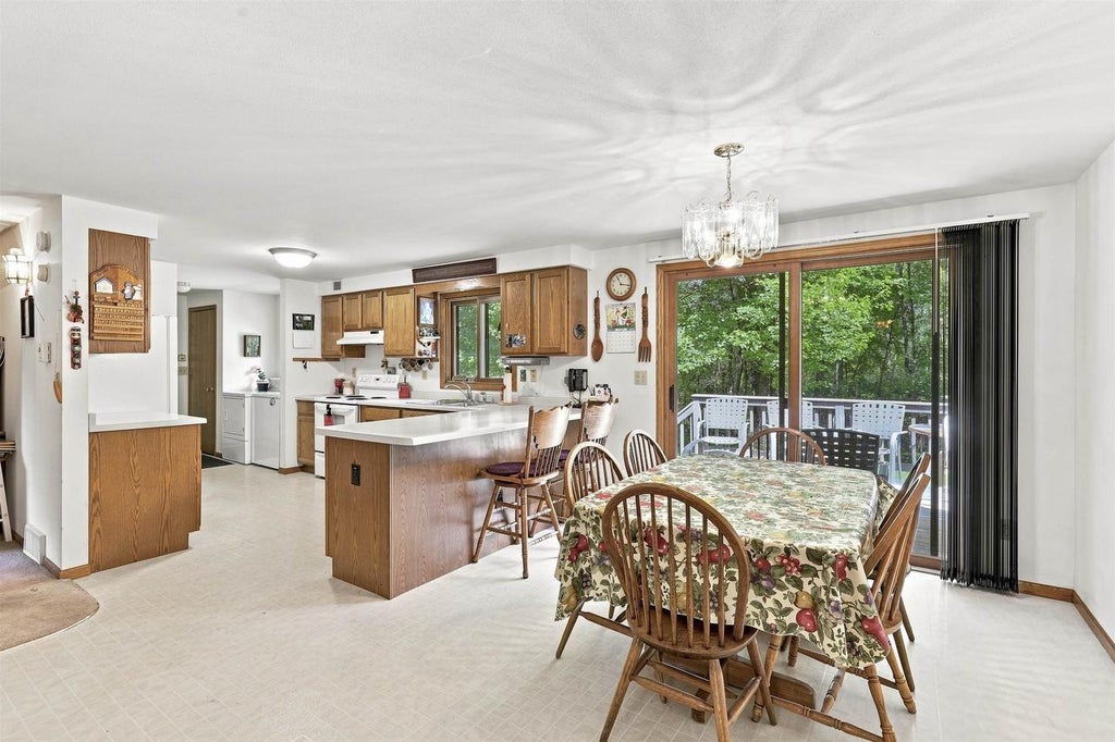 Photo of 1009 Lexus LANE, Wisconsin Rapids, WI 54494 (MLS # 50331201)