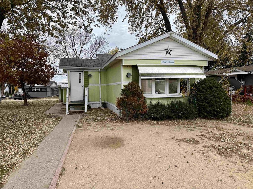 Photo of 38005 Hwy 18 #29, Prairie Du Chien, WI 53821 (MLS # 2012176)