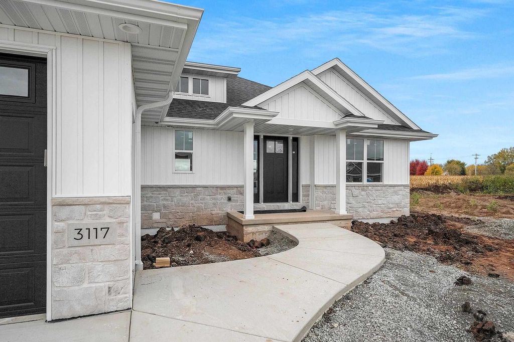 Photo of 3117 Toad Island TRAIL, De Pere, WI 54115 (MLS # 50317216)