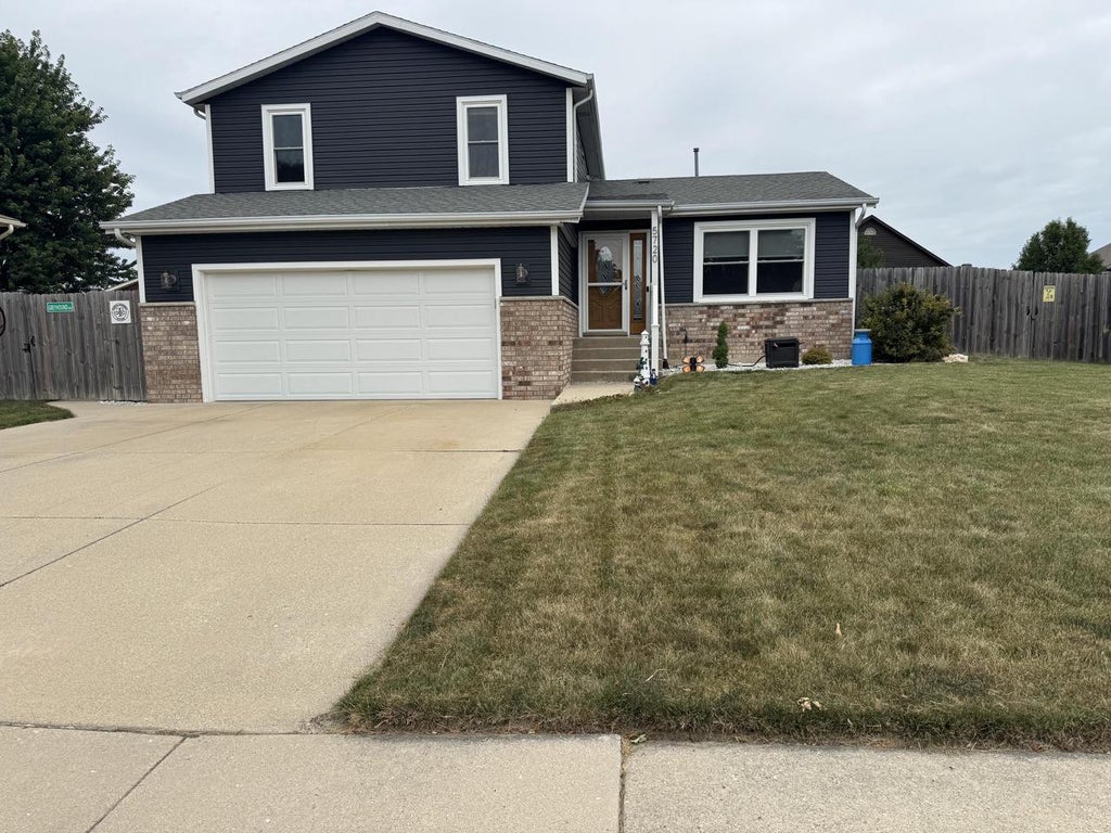 Photo of 5720 81st STREET, Kenosha, WI 53142 (MLS # 1984446)