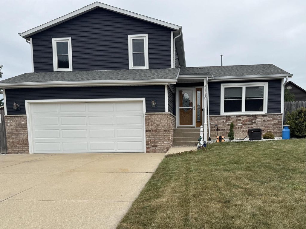 Photo of 5720 81st STREET, Kenosha, WI 53142 (MLS # 1984446)