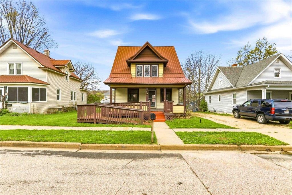 Photo of 954 N Church STREET, Richland Center, WI 53581 (MLS # 2022005)