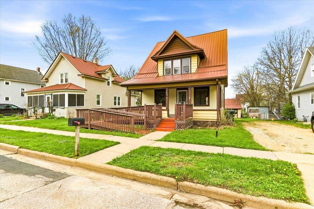 Photo of 954 N Church STREET, Richland Center, WI 53581 (MLS # 2022005)