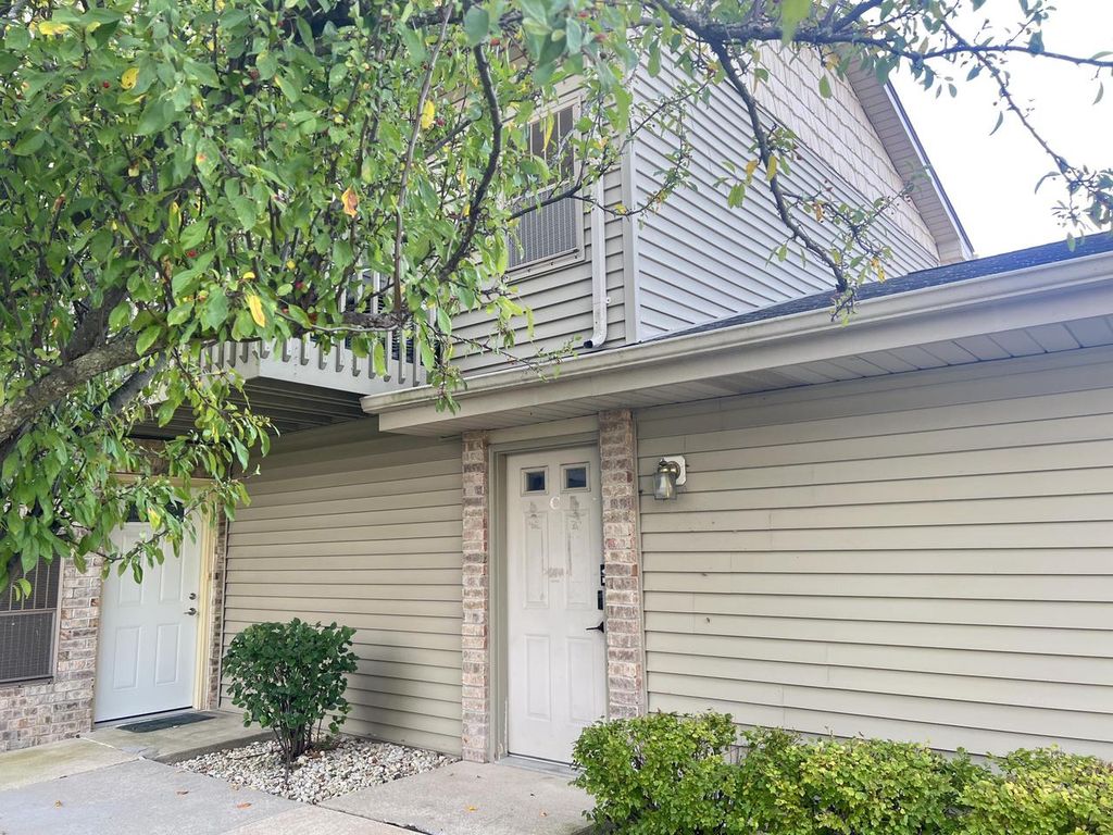 Photo of 10020 74th STREET #C, Kenosha, WI 53142 (MLS # 1940091)