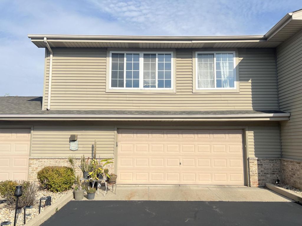 Photo of 10020 74th STREET #C, Kenosha, WI 53142 (MLS # 1940091)