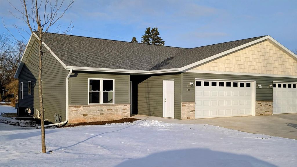 Photo of 128 Evergreen LANE, Chilton, WI 53014 (MLS # 50319946)