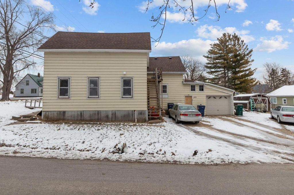 Photo of N3670 Elm STREET, Hortonville, WI 54944 (MLS # 50321523)