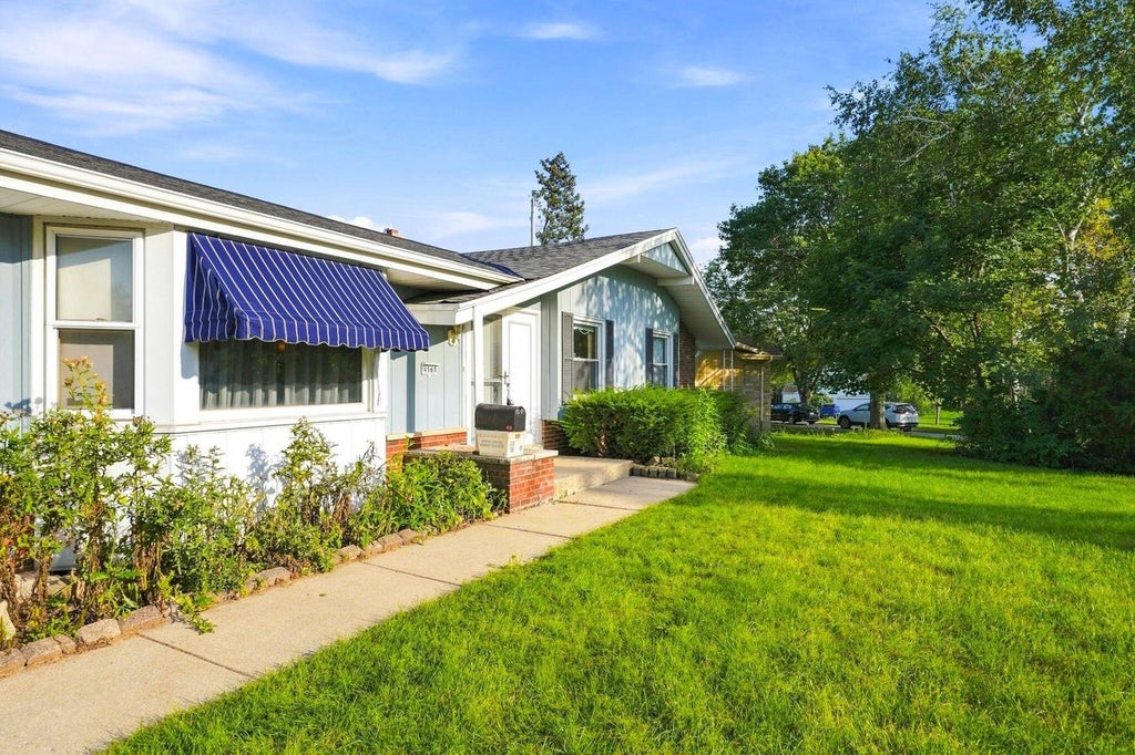 Photo of 4560 Imperial DRIVE, Brookfield, WI 53045 (MLS # 1976020)