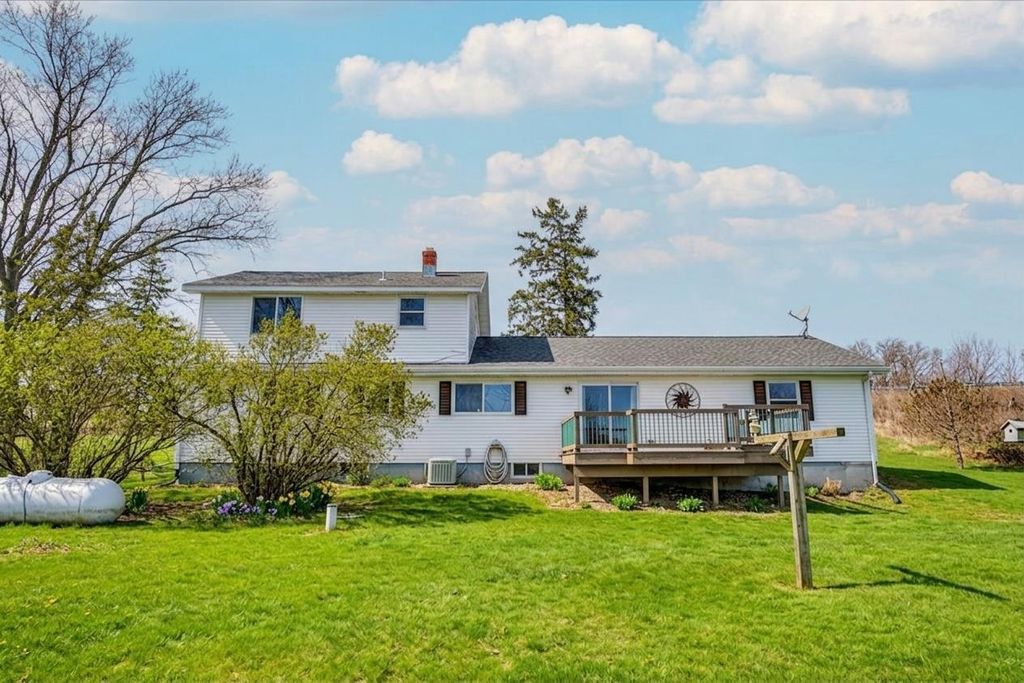 Photo of 4726 Baxter ROAD, Cottage Grove, WI 53527 (MLS # 2017514)