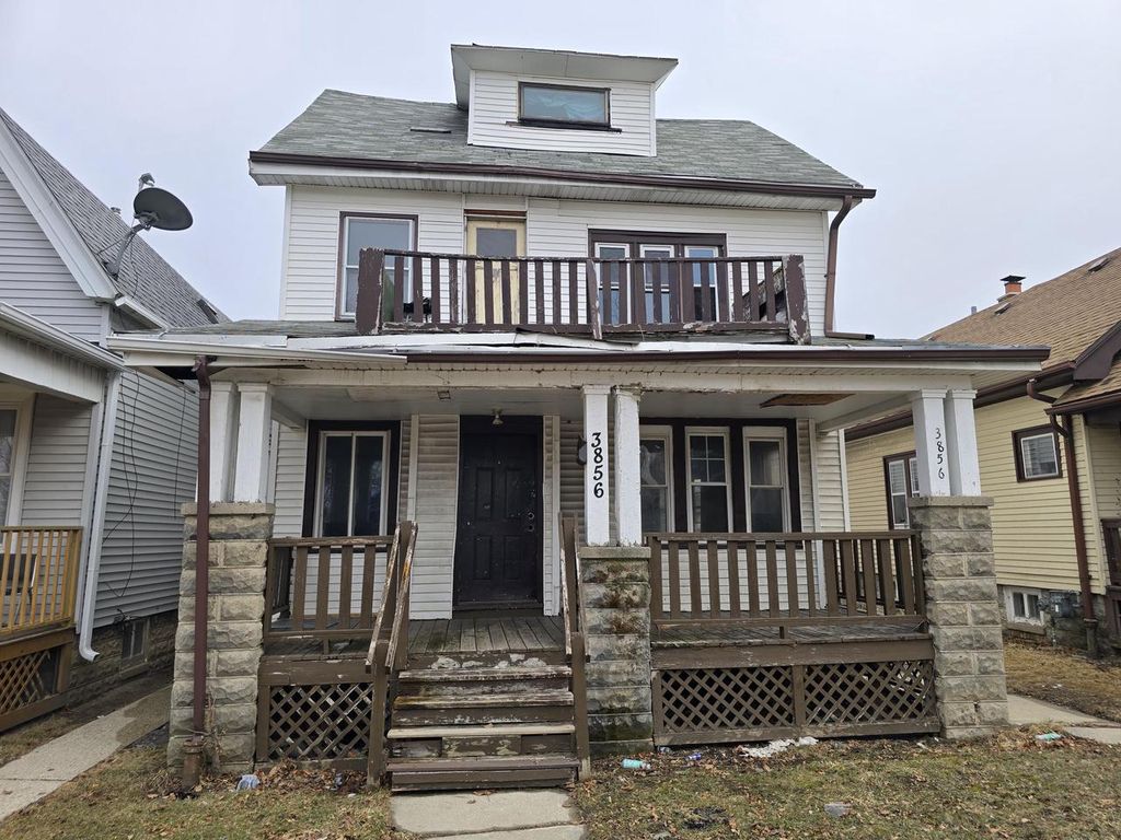 Photo of 3856 N 22nd STREET, Milwaukee, WI 53206 (MLS # 1952916)