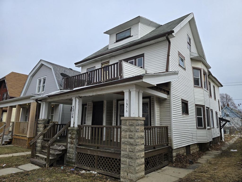 Photo of 3856 N 22nd STREET, Milwaukee, WI 53206 (MLS # 1952916)