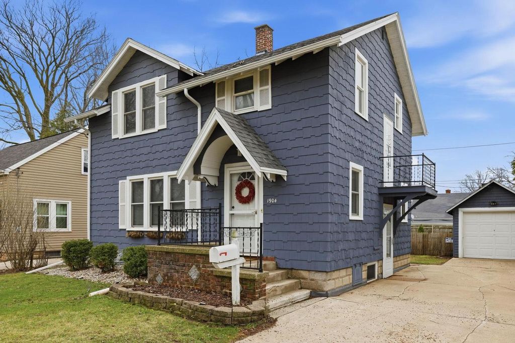 Photo of 1904 N Alvin STREET, Appleton, WI 54911 (MLS # 50323710)