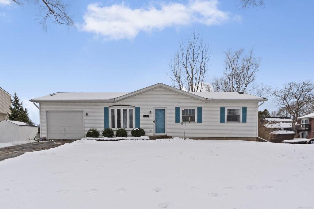 Photo of 121 W Spaulding STREET, Watertown, WI 53098 (MLS # 1948122)