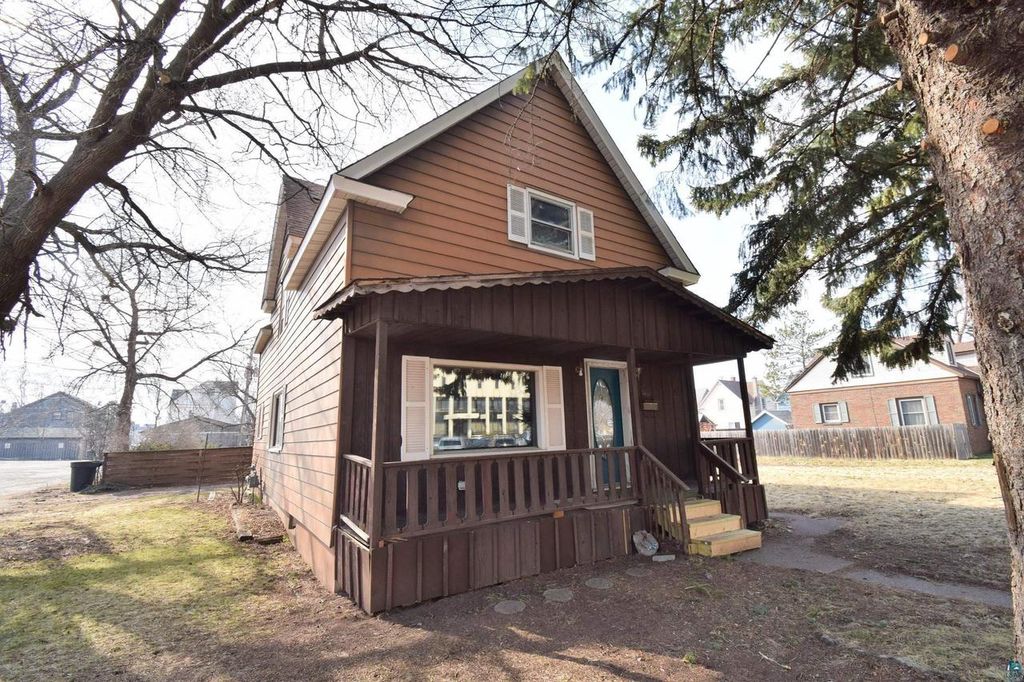Photo of 1419 Hughitt AVENUE, Superior, WI 54880 (MLS # 6124806)