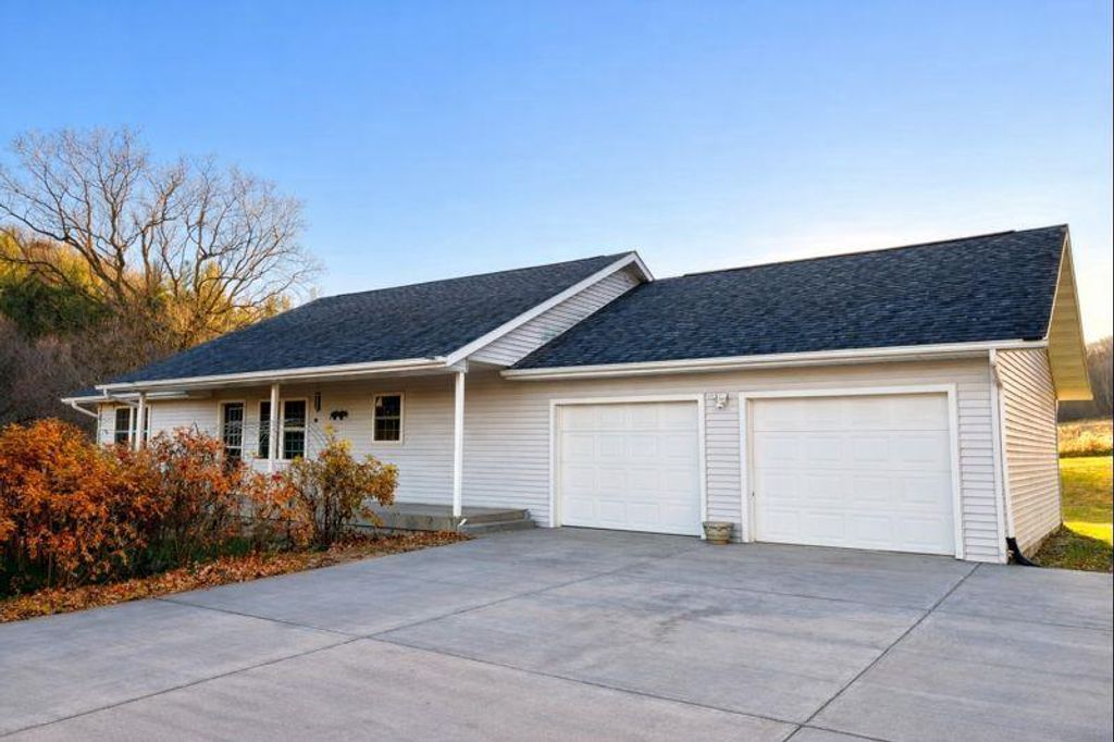 Photo of 28302 Hwy 80, Richland Center, WI 53581 (MLS # 2012193)