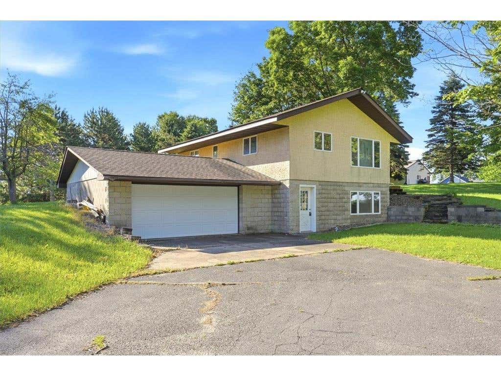 Photo of 796 Magnor Lake DRIVE, Clayton, WI 54004 (MLS # 7100420)