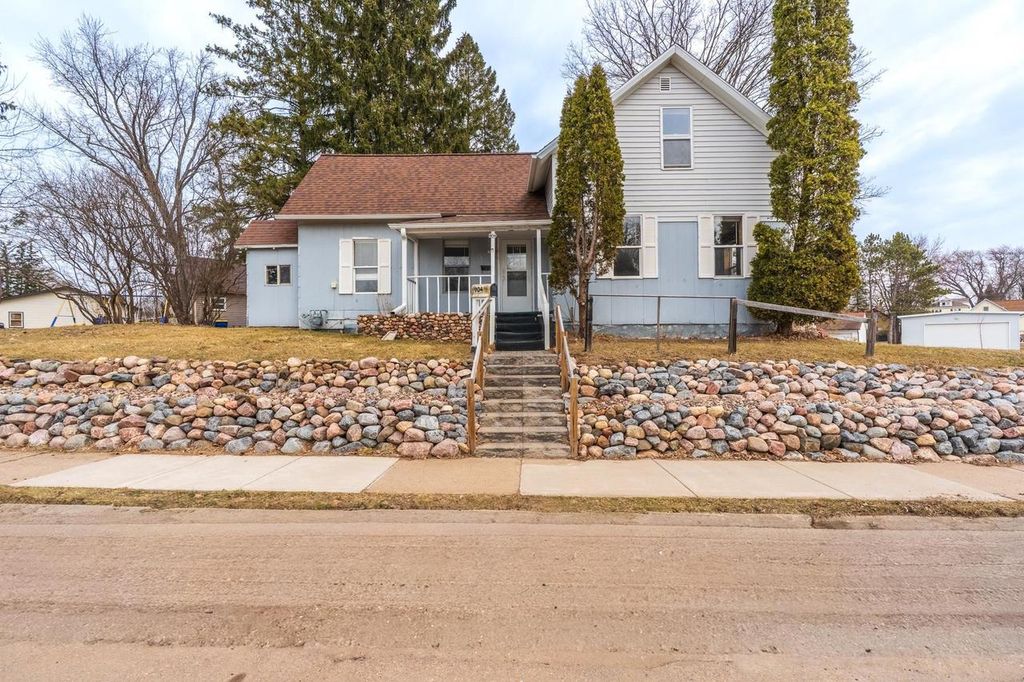 Photo of 904 Grand AVENUE, Merrill, WI 54452 (MLS # 22601180)
