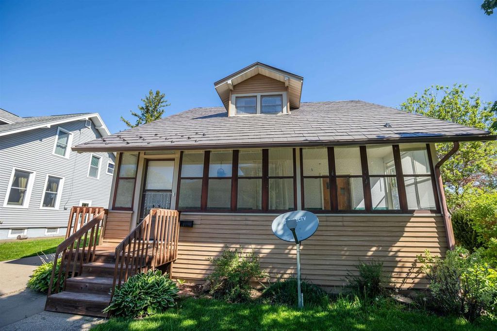 Photo of 306 W Chapel STREET, Dodgeville, WI 53533 (MLS # 2023019)