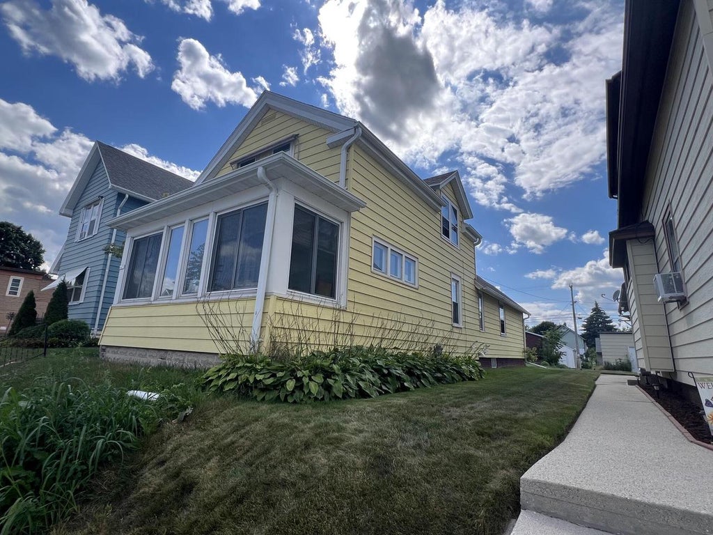 Photo of 1450 S 13th STREET, Sheboygan, WI 53081 (MLS # 1976847)