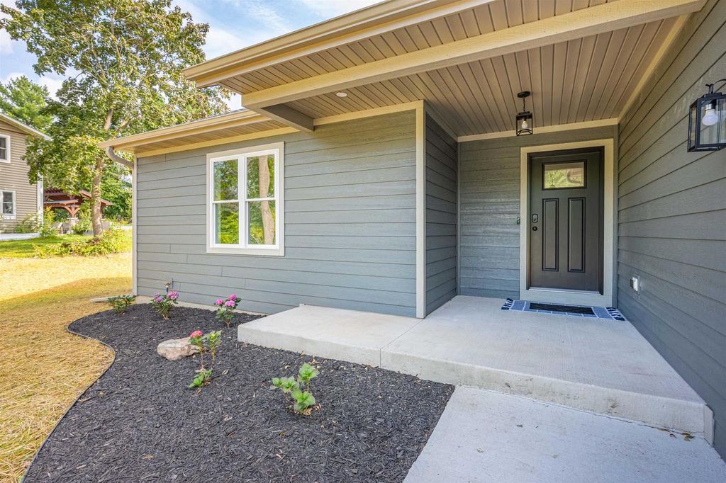 Photo of 914 Marcy COURT, Wisconsin Dells, WI 53965 (MLS # 2008502)