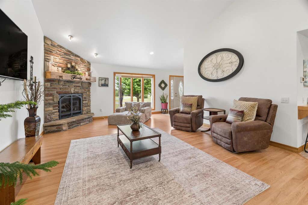 Photo of 2117 Deer Haven ROAD, Greenleaf, WI 54126 (MLS # 50330935)