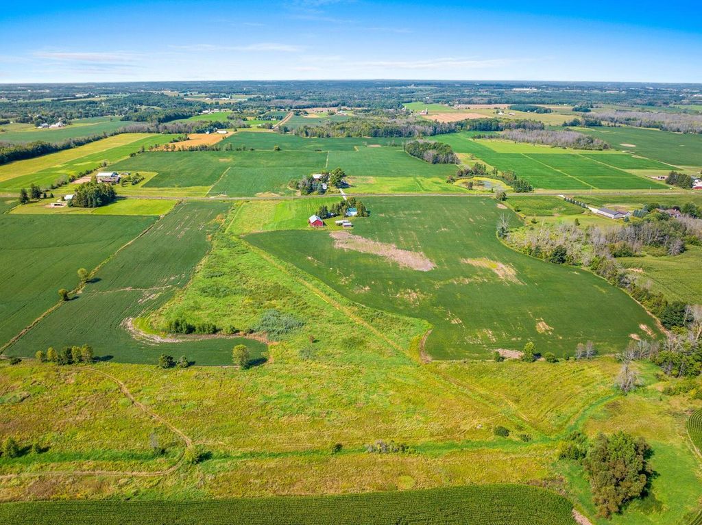 Photo of 8177 Middle ROAD, Manitowoc, WI 54220 (MLS # 1938172)