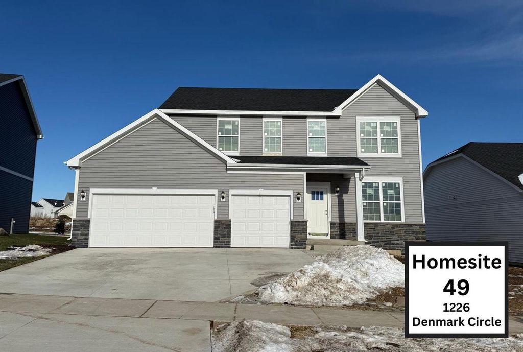 Photo of 1226 Denmark CIRCLE #49, Oregon, WI 53575 (MLS # 2011059)
