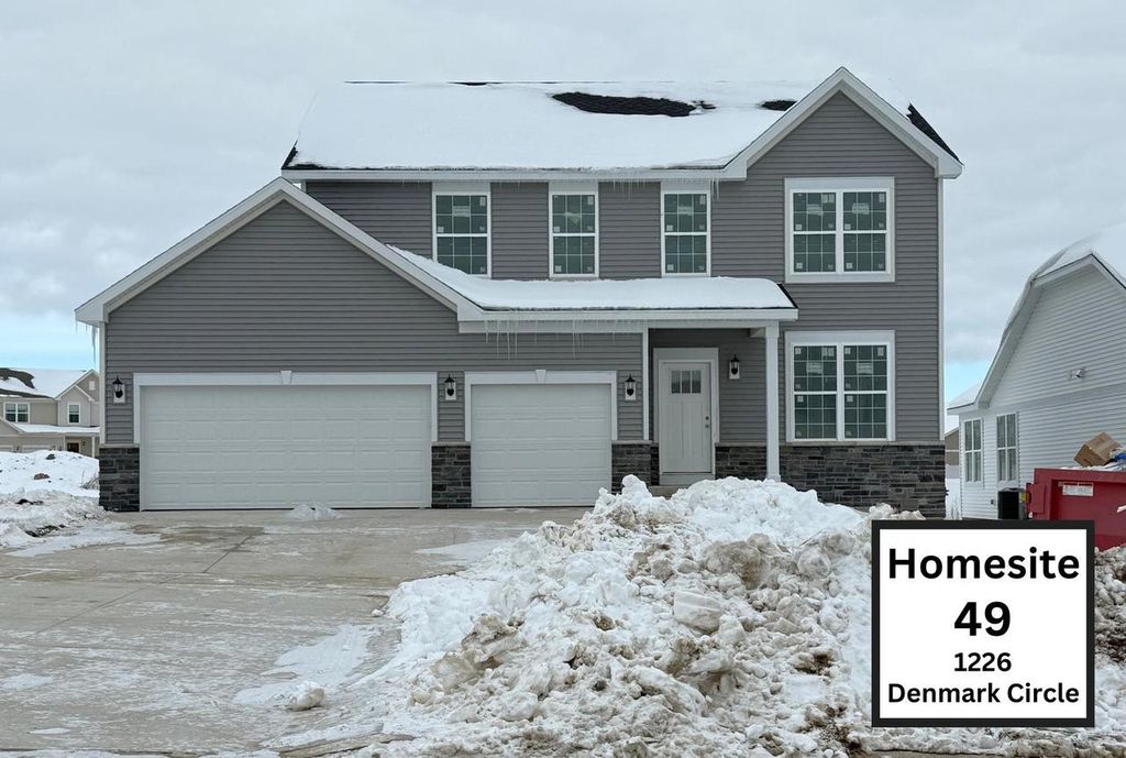 Photo of 1226 Denmark CIRCLE #49, Oregon, WI 53575 (MLS # 2011059)