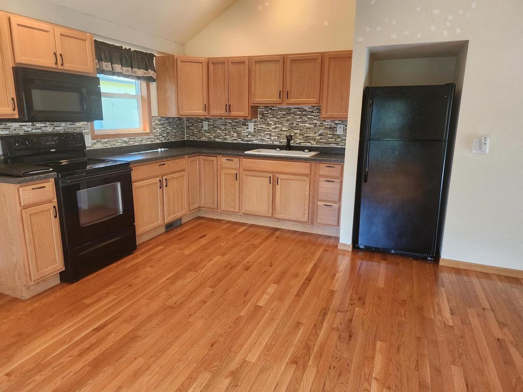 Photo of E2024 Waletta DRIVE, Waupaca, WI 54981 (MLS # 50332234)