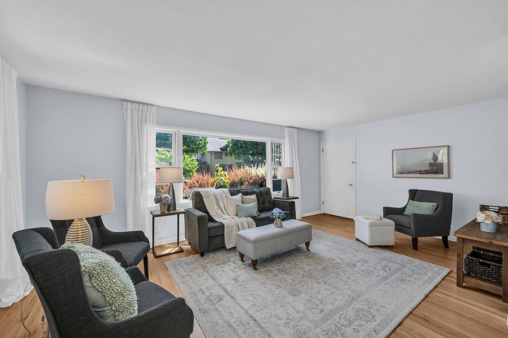 Photo of 6822 W Wells STREET #6824, Wauwatosa, WI 53213 (MLS # 1965470)