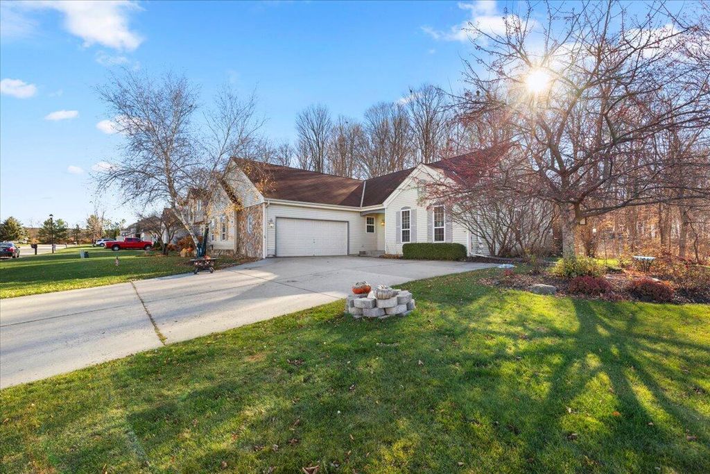 Photo of 88 King Oak COURT, Random Lake, WI 53075 (MLS # 1943220)