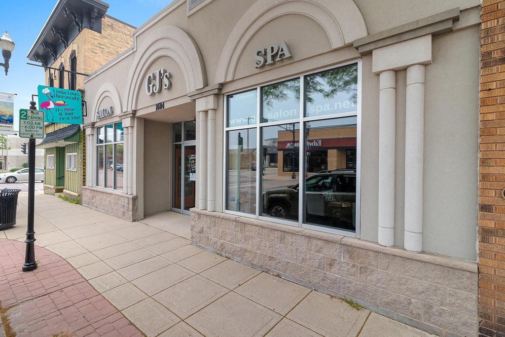 Photo of 1604 Washington STREET, Two Rivers, WI 54241 (MLS # 1969740)