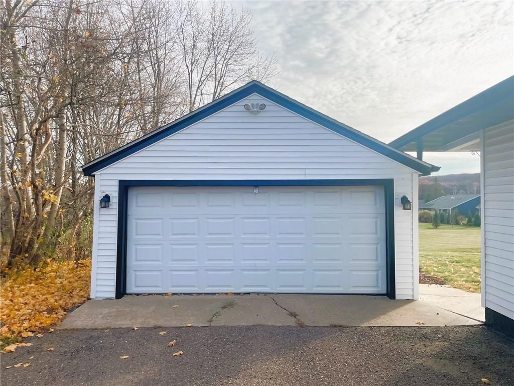 Photo of 4927 Jeffers ROAD, Eau Claire, WI 54703 (MLS # 1597054)