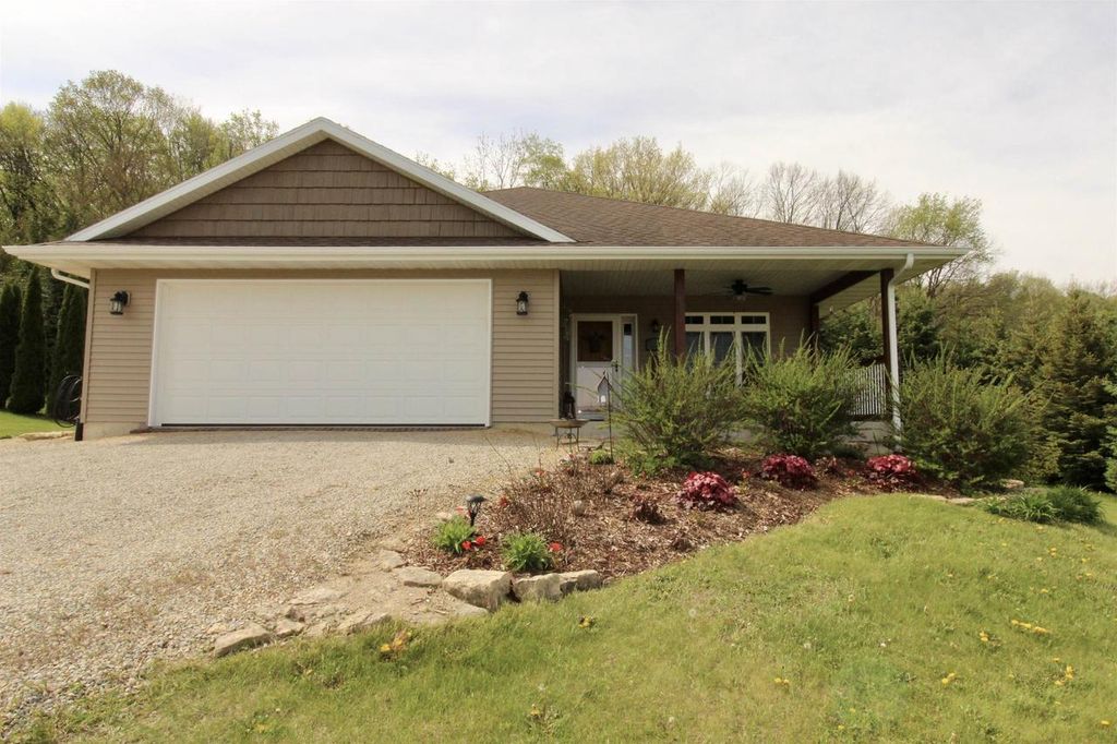 Photo of W3689 Sylvester ROAD, Monroe, WI 53566 (MLS # 2022890)