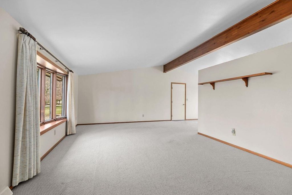 Photo of N956 North ROAD, Hortonville, WI 54944 (MLS # 50323900)