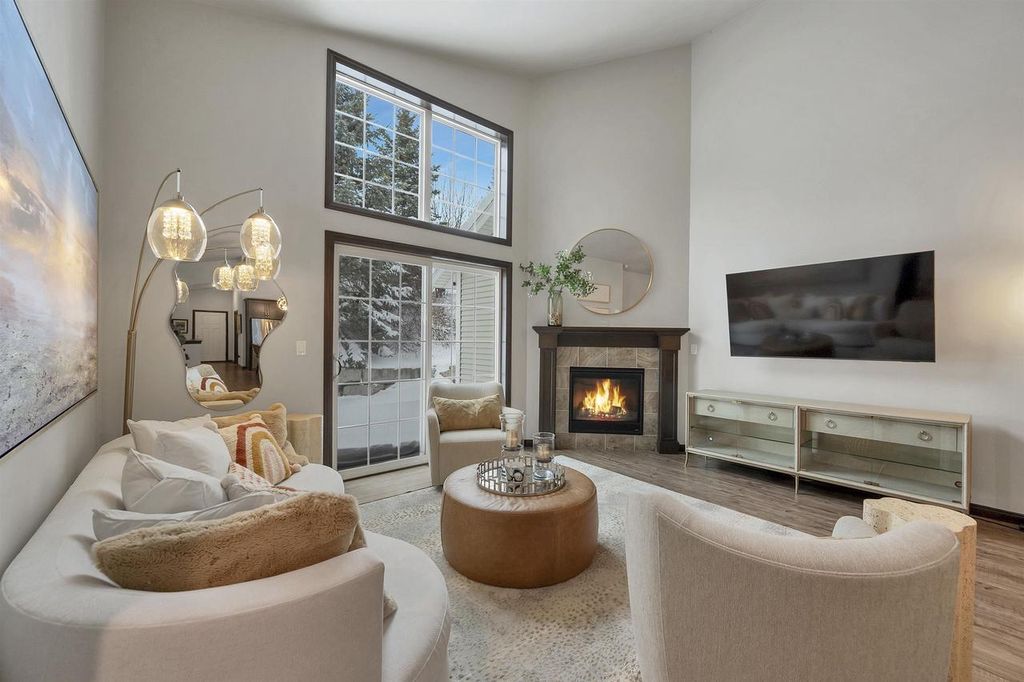 Photo of 2580-3 Bay Harbor CIRCLE, Green Bay, WI 54304 (MLS # 50322419)