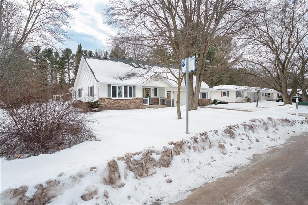 Photo of 109 Westover ROAD, Eau Claire, WI 54701 (MLS # 1598329)