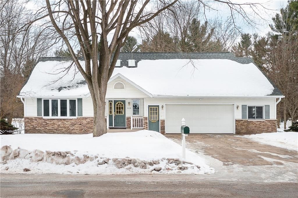 Photo of 109 Westover ROAD, Eau Claire, WI 54701 (MLS # 1598329)