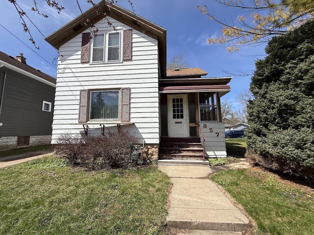 Photo of 857 Franklin STREET, Oshkosh, WI 54901 (MLS # 50324273)