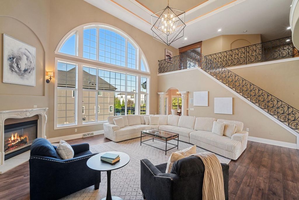 Photo of 18290 Prairie Falcon LANE, Brookfield, WI 53045 (MLS # 1938839)