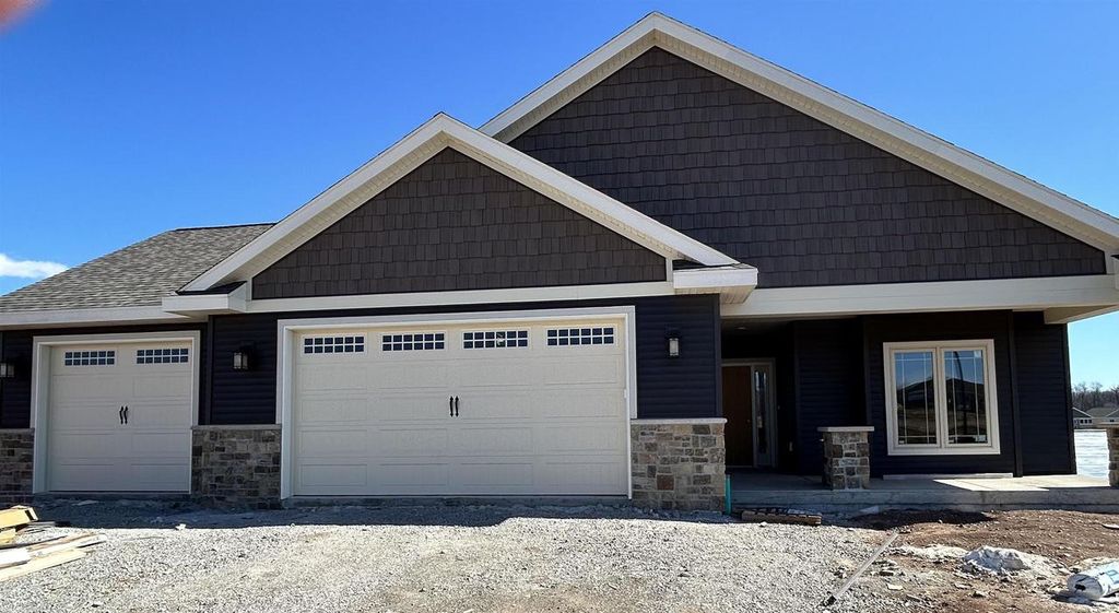 Photo of 1373 Prairie Lake CIRCLE, Neenah, WI 54956 (MLS # 50322578)