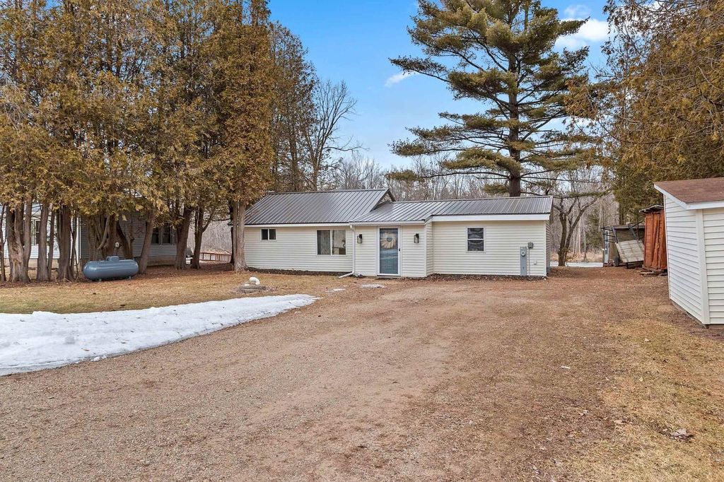 Photo of 9762 Gray Lake ROAD, Gillett, WI 54124 (MLS # 50321858)